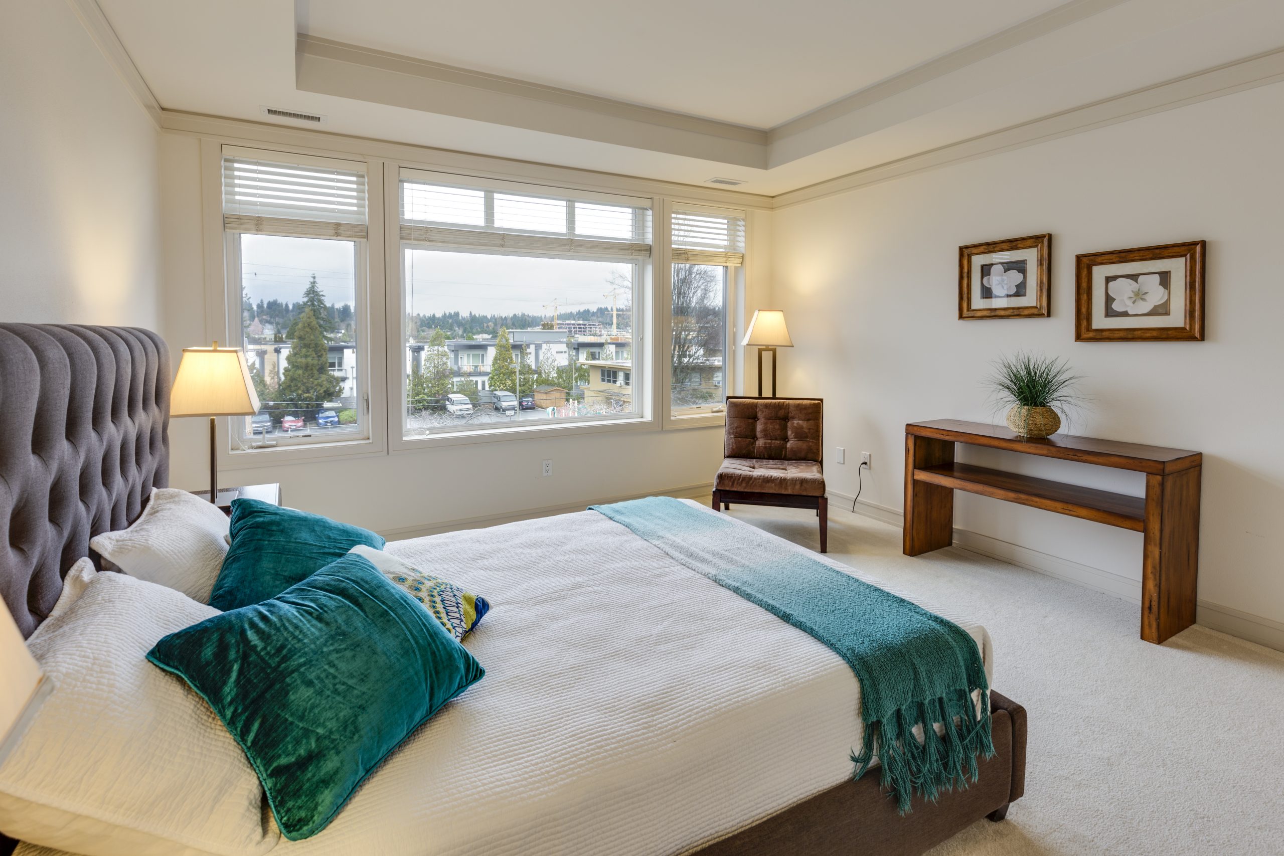 Turquoise bedroom