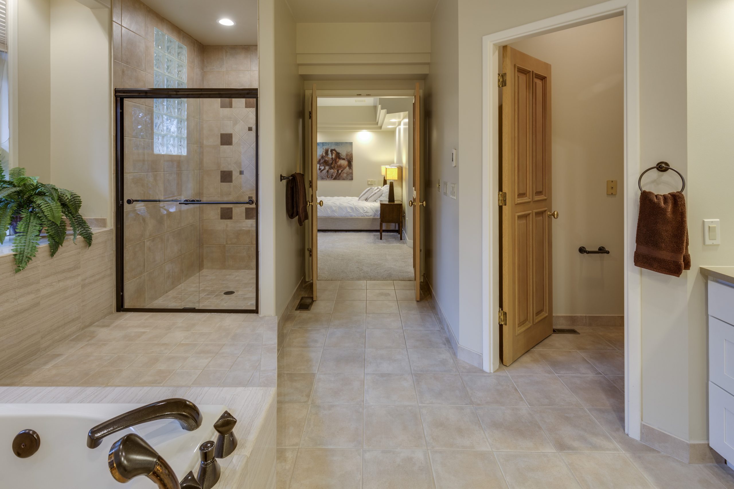 Neutral master bathroom