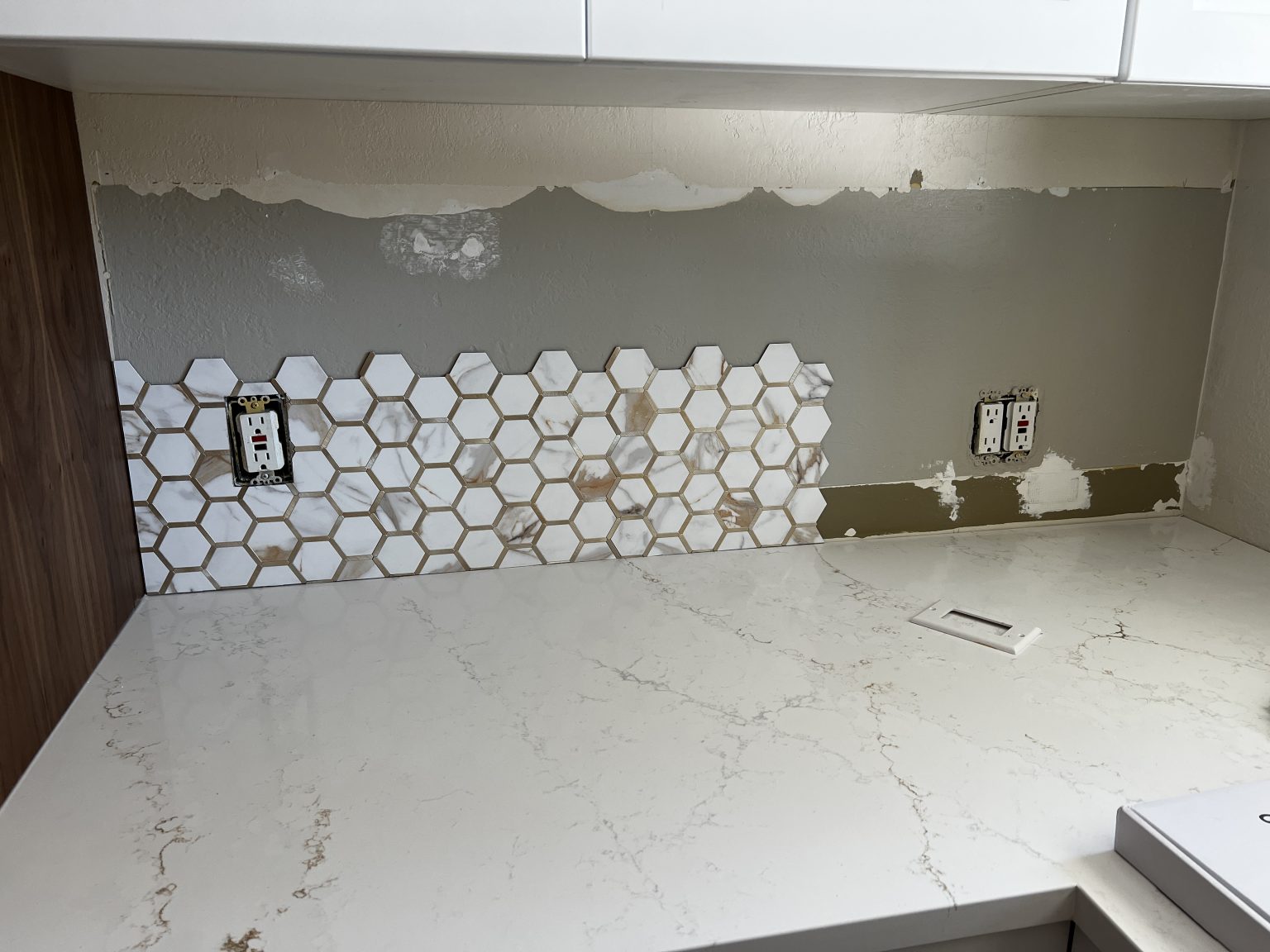 Peel and Stick Backsplash Tile
