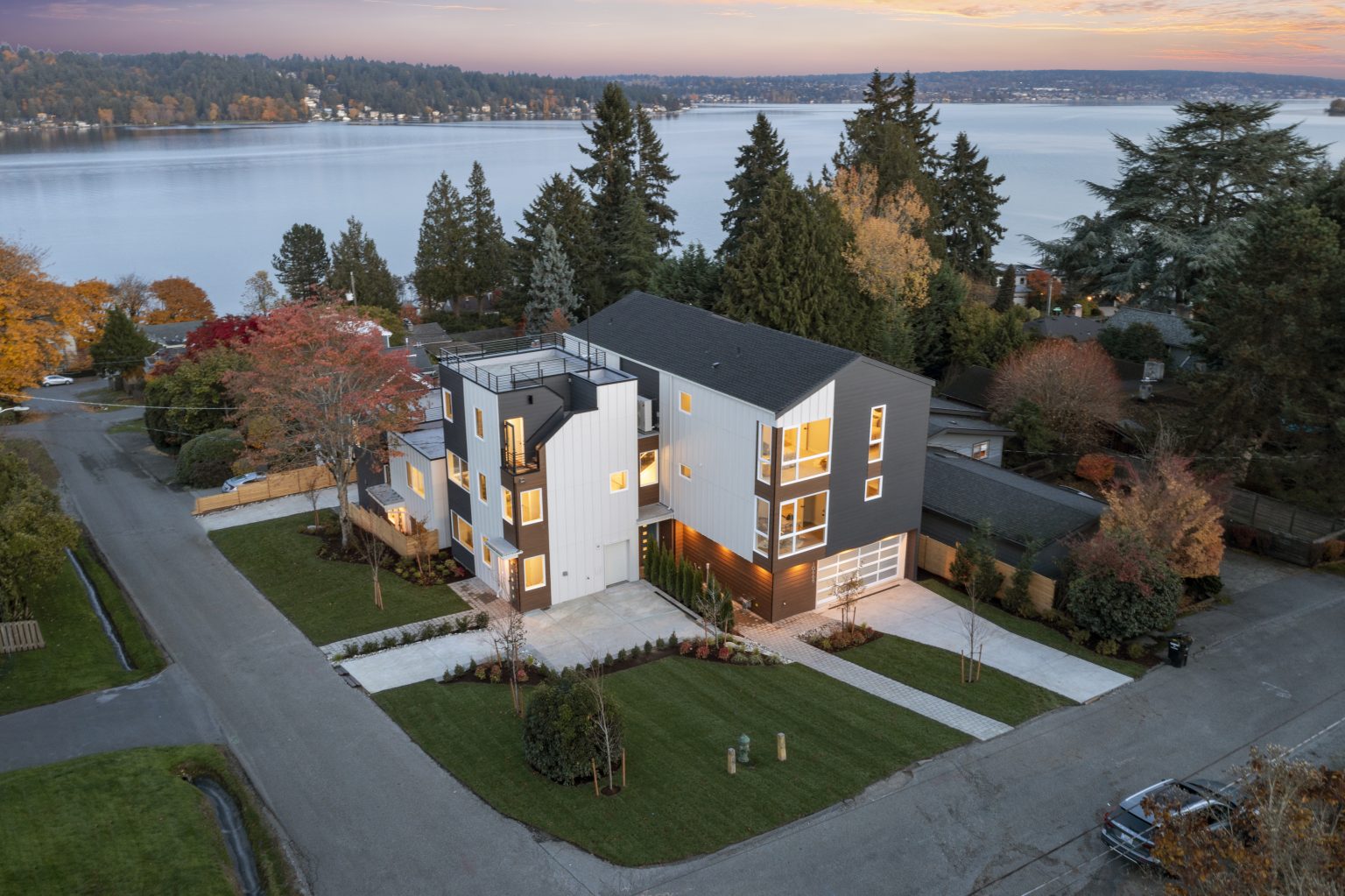 Modern home exterior BM Kendall Charcoal and SW Alabaster 1