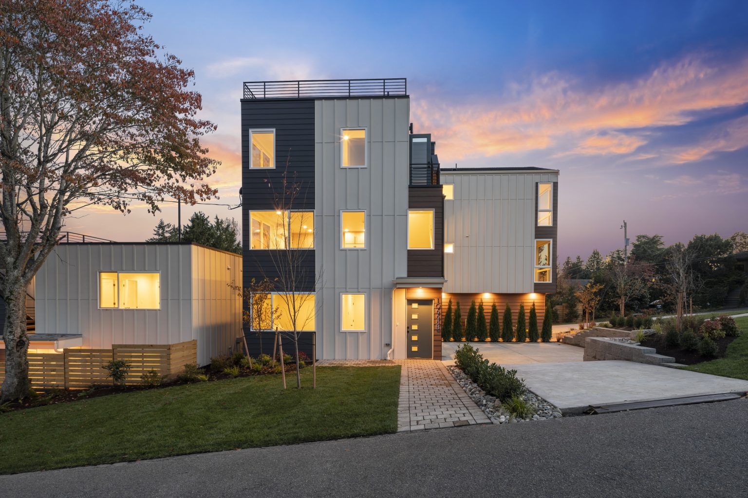 Modern home exterior BM Kendall Charcoal and SW Alabaster 2